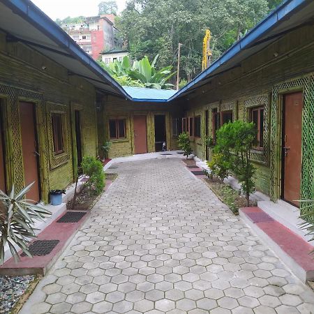 Hotel New Bamboo Palace Gorkhā Dış mekan fotoğraf