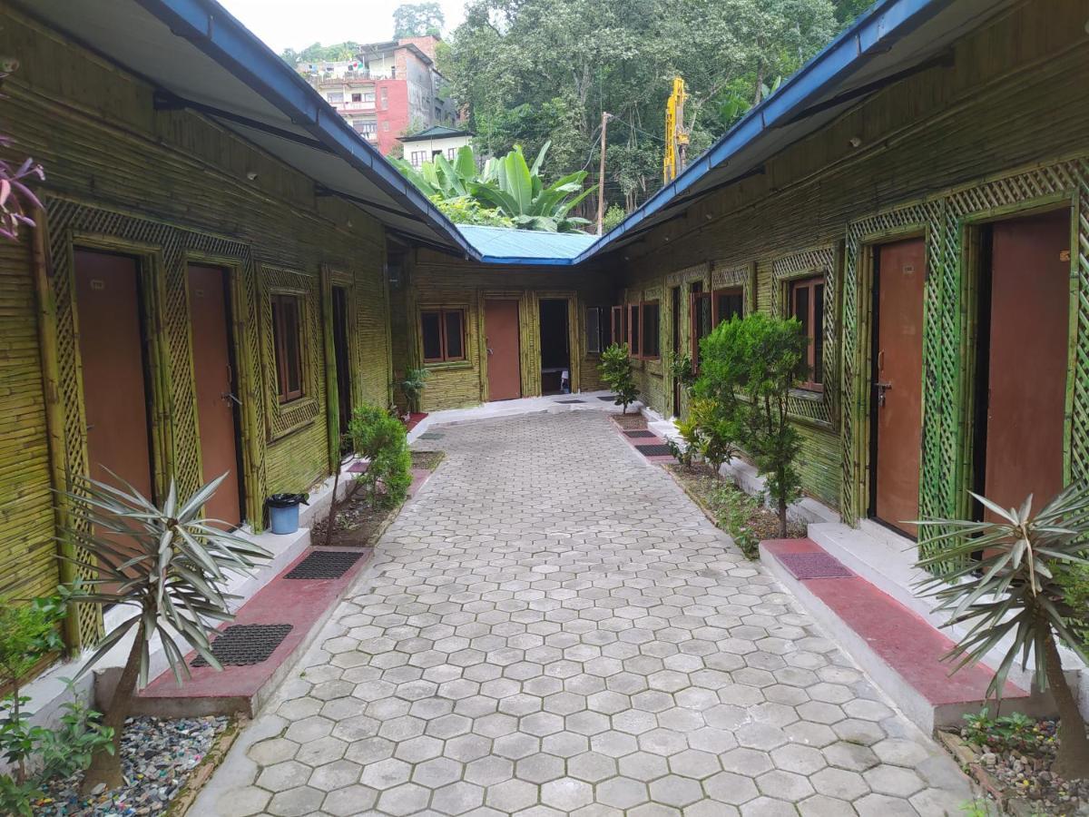 Hotel New Bamboo Palace Gorkhā Dış mekan fotoğraf